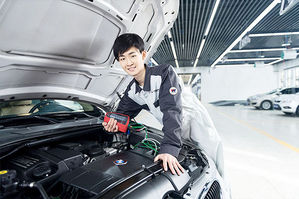 万通诚邀广大学子到校参观考察