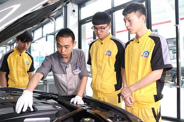 万通实训课堂图 (1)